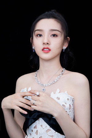 宋祖儿 profil kép