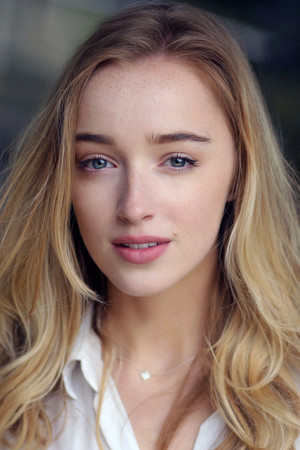 Phoebe Dynevor profil kép