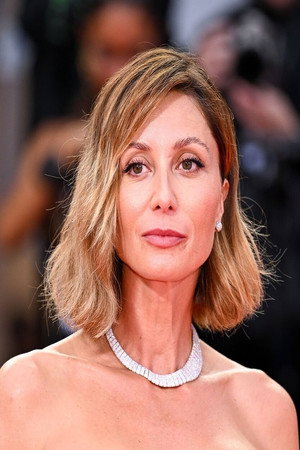 Anna Ferzetti profil kép