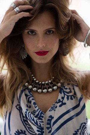 Lívia de Bueno profil kép