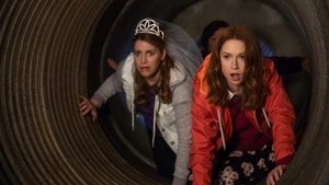 A megtörhetetlen Kimmy Schmidt 1. évad Ep.12 Kimmy a bíróságon!