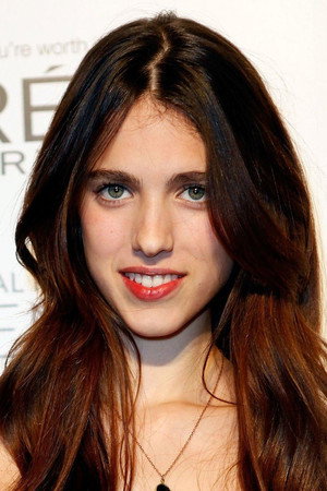 Margaret Qualley profil kép