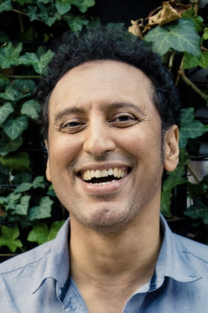 Aasif Mandvi profil kép