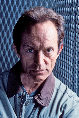 Lance Henriksen profil kép