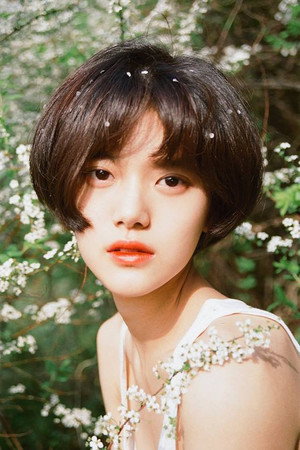Min-seo profil kép