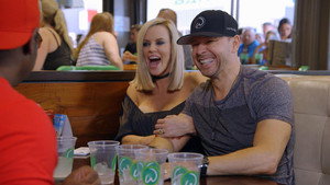Wahlburgers 8. évad Ep.11 11. epizód
