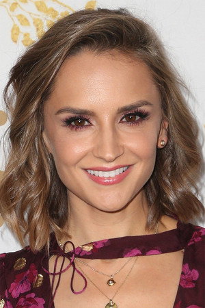 Rachael Leigh Cook profil kép