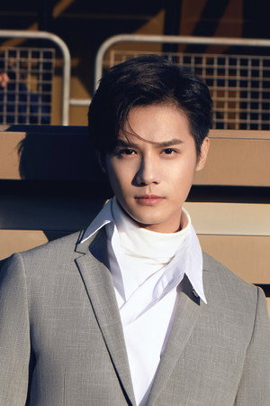 郑业成 profil kép