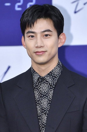 옥택연 profil kép