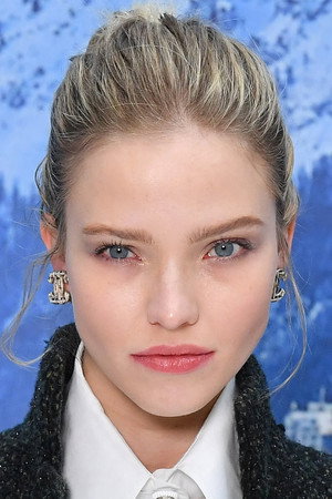 Sasha Luss profil kép