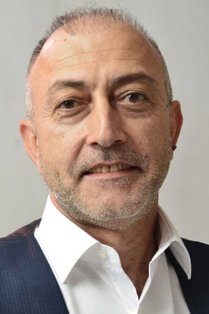 Rövşən İsax profil kép