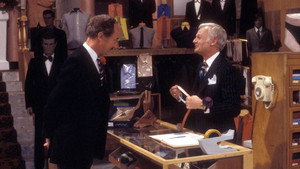 Are You Being Served? 7. évad Ep.1 1. epizód