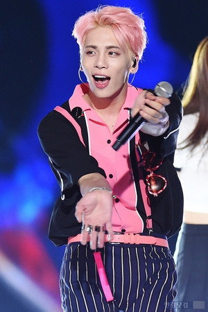 종현 profil kép