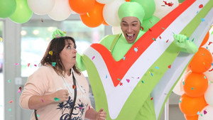 Trollied 2. évad Ep.13 13. epizód