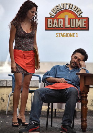 I delitti del BarLume 1. évad (2013-11-11) poszter