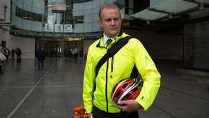 W1A 1. évad Ep.1 1. epizód