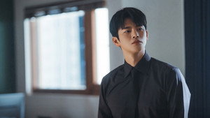 내일도 출근! kép