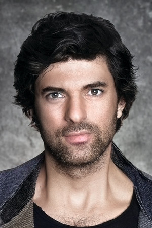 Engin Akyürek profil kép