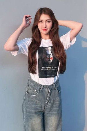 เบลล์ พลอยนภัส แพรวพรรณนภาช์ profil kép