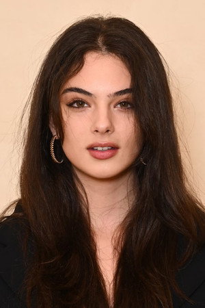 Deva Cassel profil kép