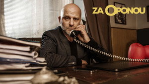 Za oponou kép