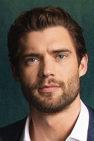 David Corenswet profil kép