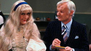 Are You Being Served? 8. évad Ep.7 7. epizód