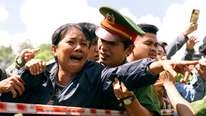 Mất tích đêm 30 kép