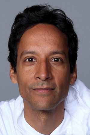 Danny Pudi profil kép