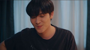 ขอฟังอีกครั้งเพลงรักของเธอ kép