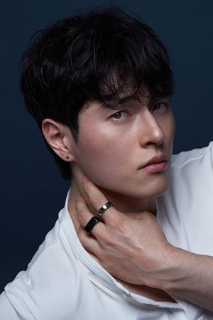 정재빈 profil kép