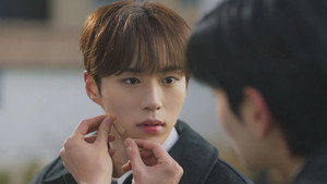 비밀 사이 1. évad Ep.5 5. epizód