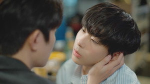 와이 알 유? kép