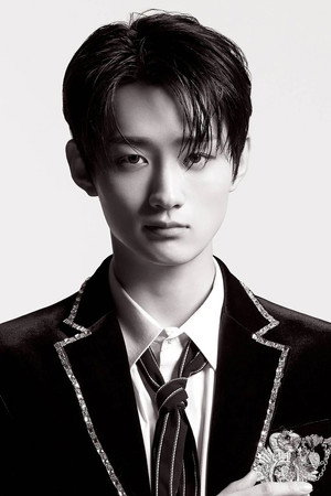용승 profil kép