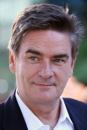 Peter Keleghan profil kép