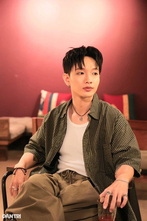Hoàng Dũng profil kép
