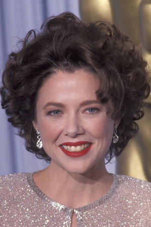 Annette Bening profil kép