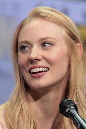 Deborah Ann Woll profil kép