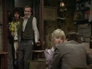 Rising Damp 4. évad Ep.1 1. epizód