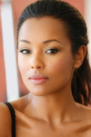 Melanie Liburd profil kép