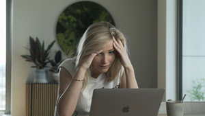 Welmoed en de sexfakes kép