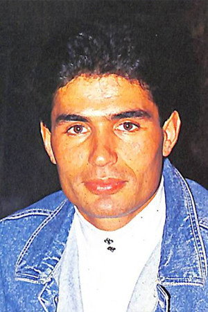 Yaşar Alptekin profil kép