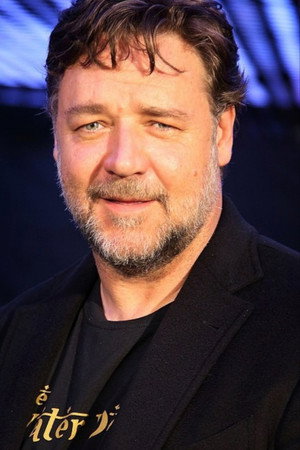 Russell Crowe profil kép