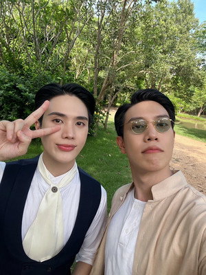 จาฤกรติชา poszter