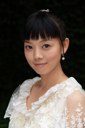 岳菁蔚 profil kép