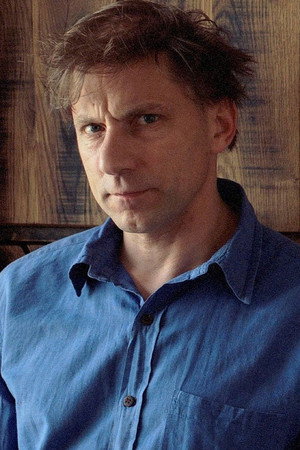 Simon McBurney profil kép