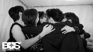 BUS THE DEBUT DOCUMENTARY kép