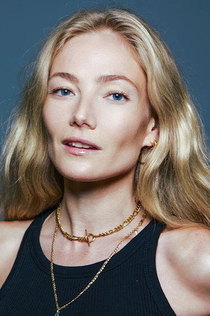 Clara Paget profil kép