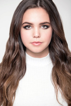 Bailee Madison profil kép