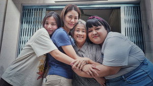 Us รักของเรา kép